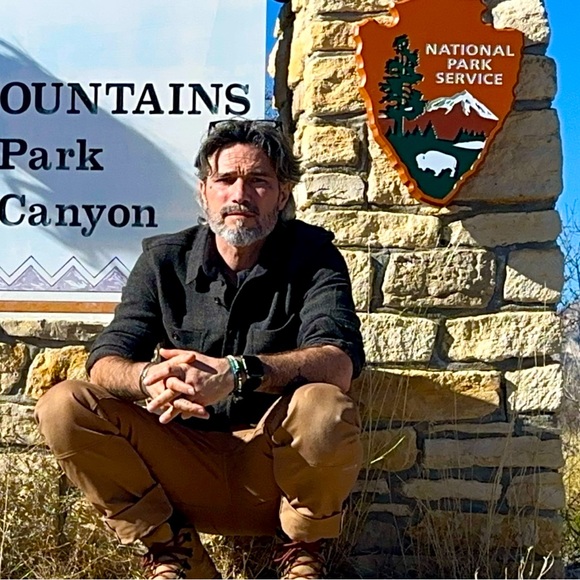 Meet your Posher, Vince - Picture 1 of 5